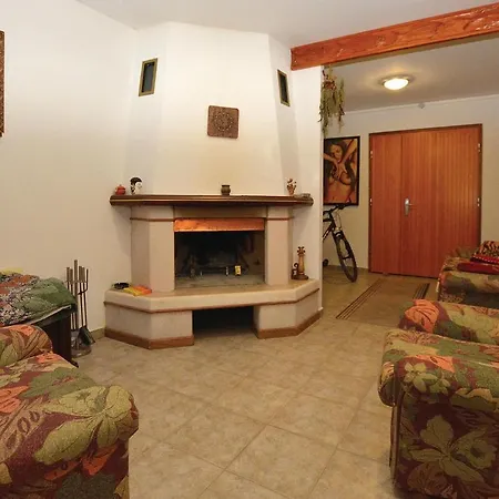 Apartment 3 Bedroom In *